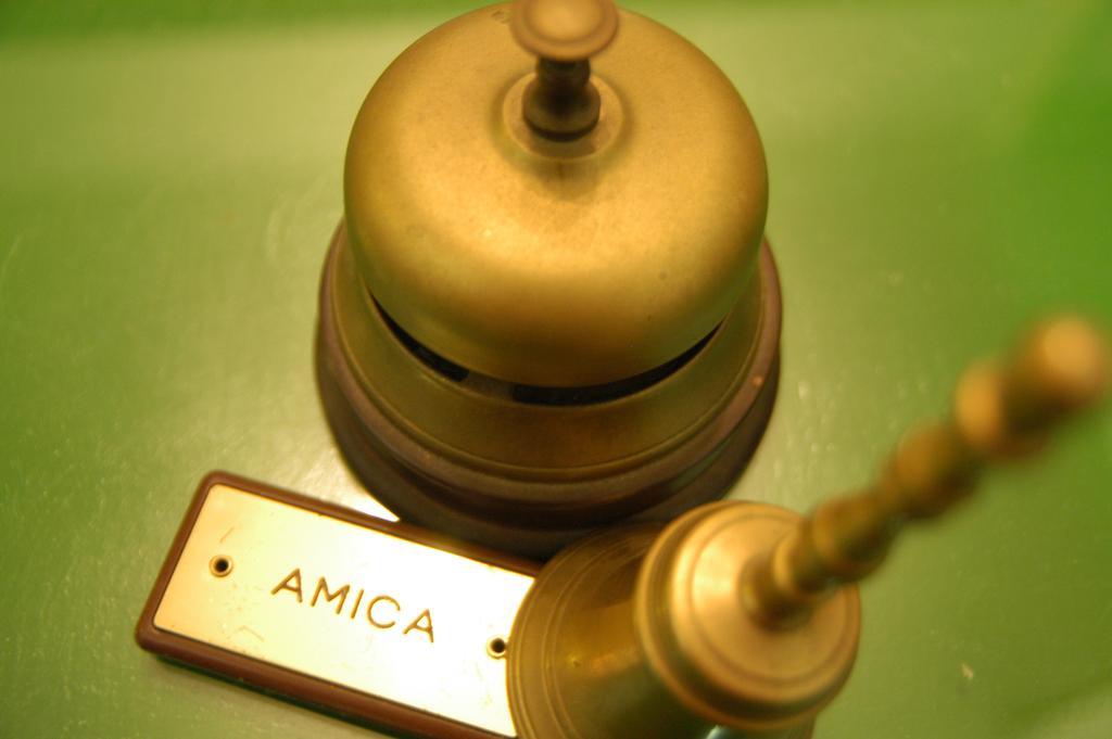 萨尔索马焦雷泰尔梅 Amica酒店 外观 照片
